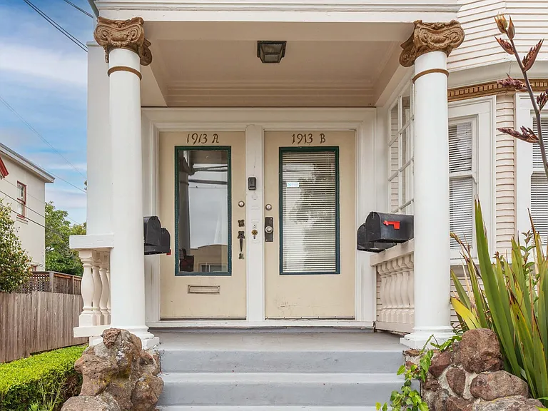 1913B Berkeley Way — Photo 5