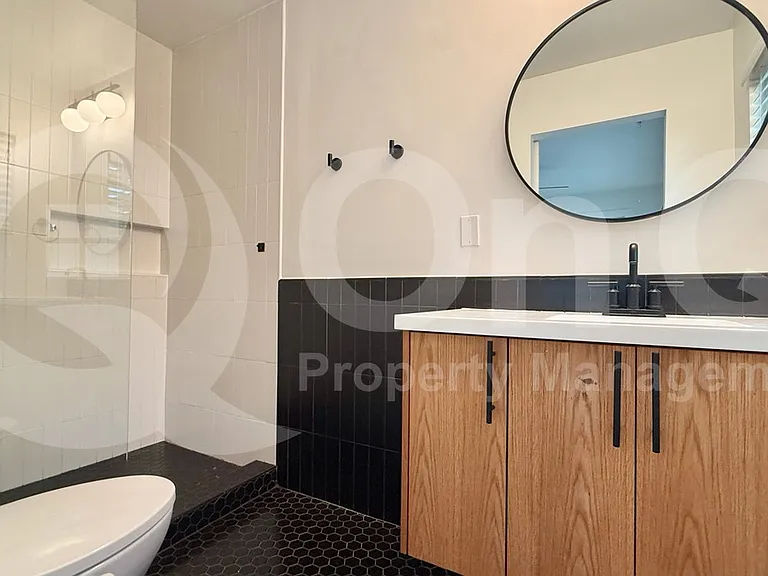 5504 Northdale Dr — Photo 22