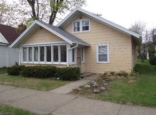 2105 Johnson St, La Crosse, WI 54601