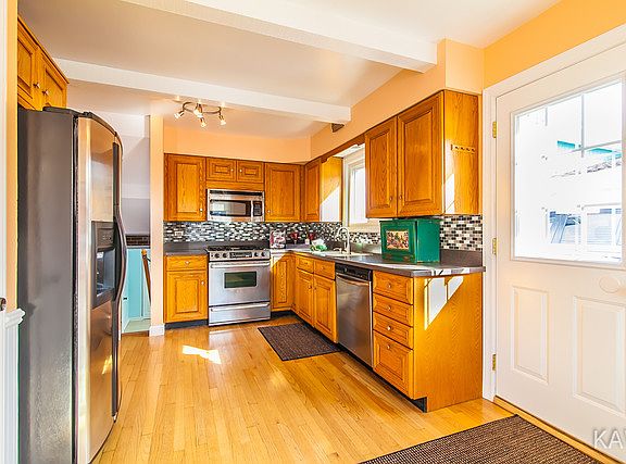 4th image of 328 Kenloch Ave