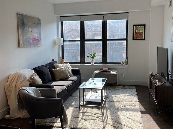 3rd image of 341 Eastern Pkwy APT 4C