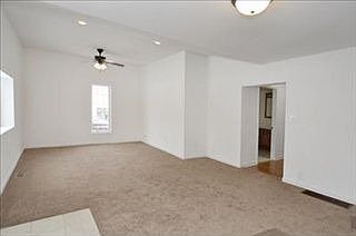 3rd image of 417 S Farmer St