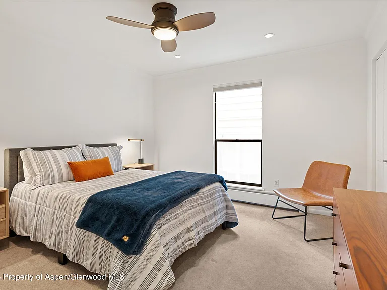980 E Hyman Ave #3 — Photo 22