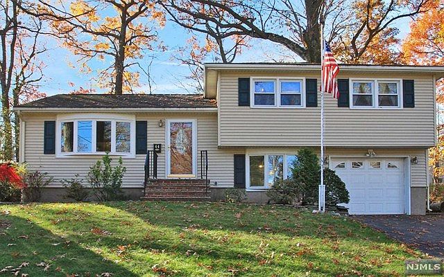 1st image of 44 Floral Ln