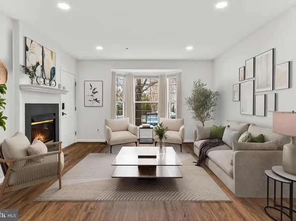 1520 Northern Neck Dr APT 101, Vienna, VA 22182