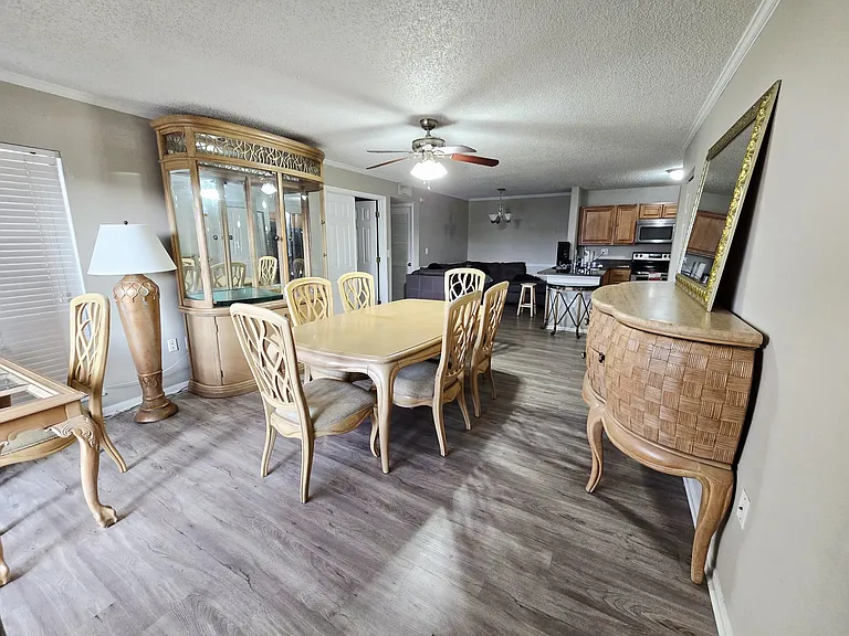 5582 Baywater Dr — Photo 4