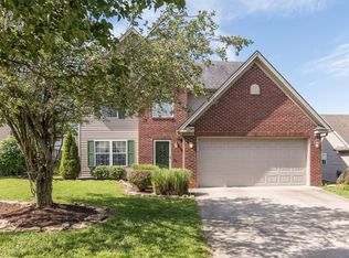 3044 Town Branch Rd, Lexington, KY 40511