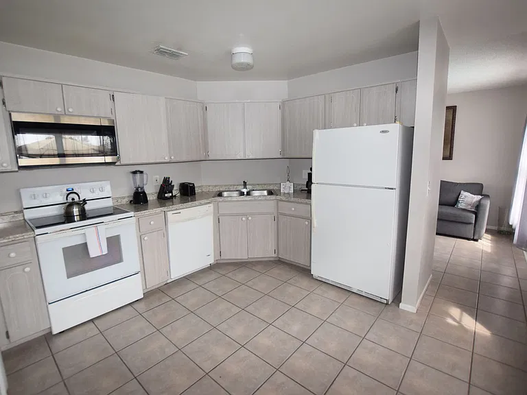 7706 Indian Ridge Trl S — Photo 27