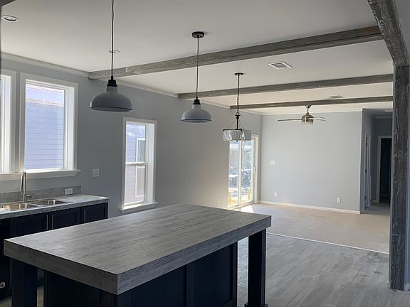 4th image of 2380 Chretien Dr #X4nem