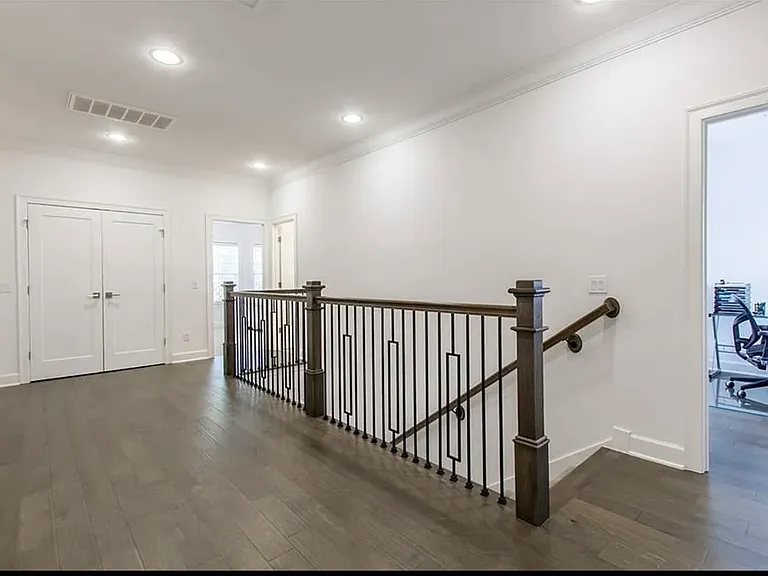 2301 N Marks Mill Ln — Photo 19
