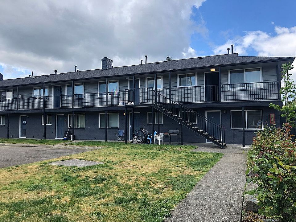 1st image of 4910 To 4918 108th St SW