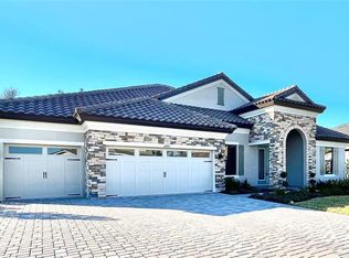 10195 Meadowrun Dr, Lithia, FL 33547