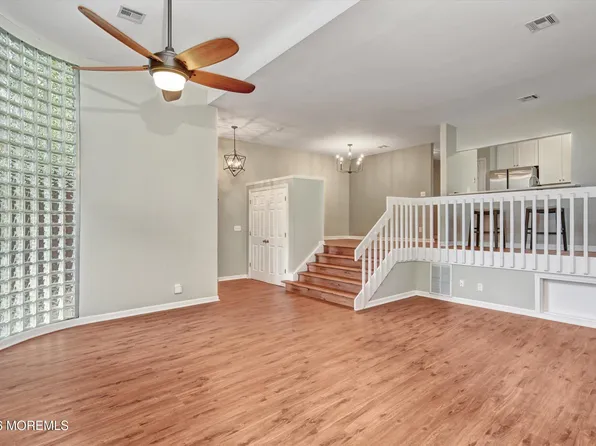 44 Marion St APT 9, Red Bank, NJ 07701