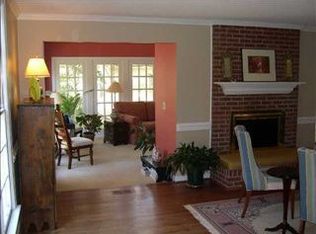 1338 Canterbury Rd, Raleigh, NC 27608