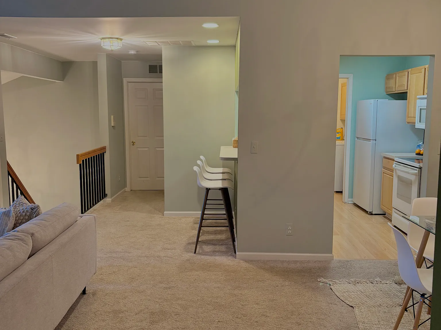 2 bed, 1445 sqft, $2,000 — Photo 3