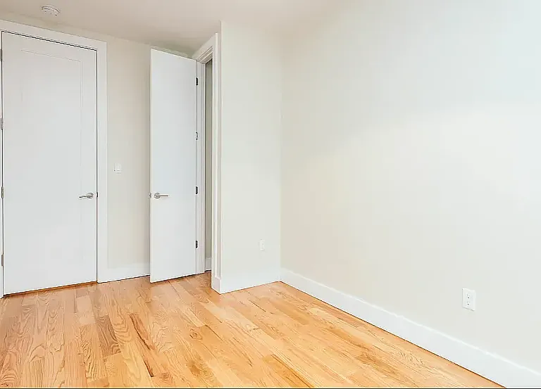 198 Johnson Ave #1A — Photo 4