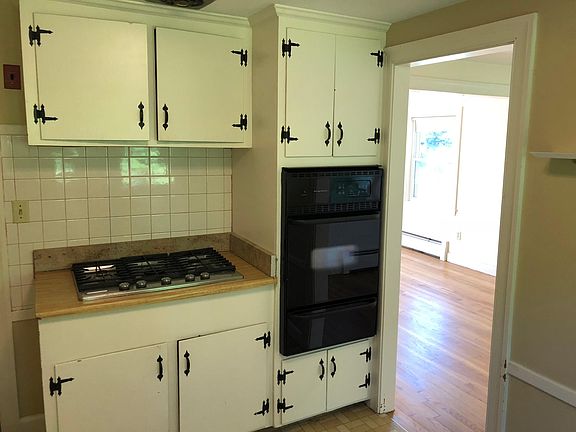 Through this door to dining room