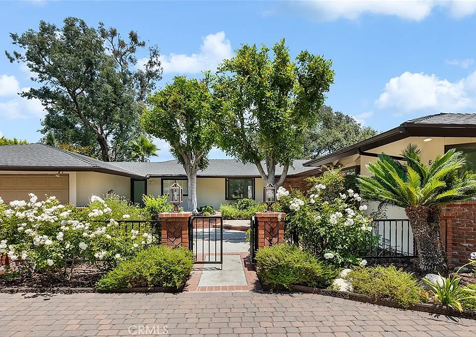 850 Chula Vista Ave