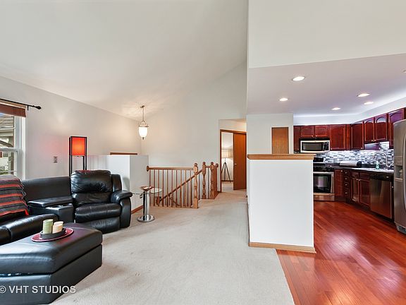5th image of 596 Richard Brown Blvd