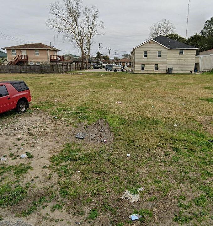 1st image of 3615 Park Blvd
