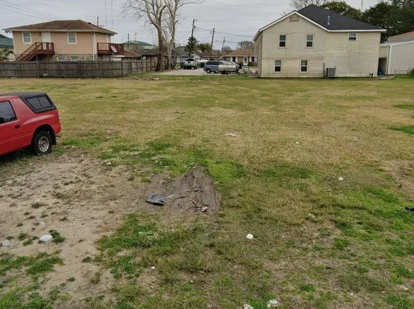 3615 Park Blvd, Chalmette, LA 70043