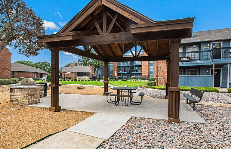 Oaks of Lewisville Apartments — Photo 30