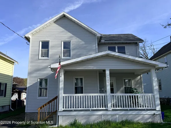 330 Hickory St, Blakely, PA 18452