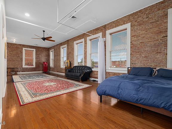 3rd image of 116 Tipton St APT 204