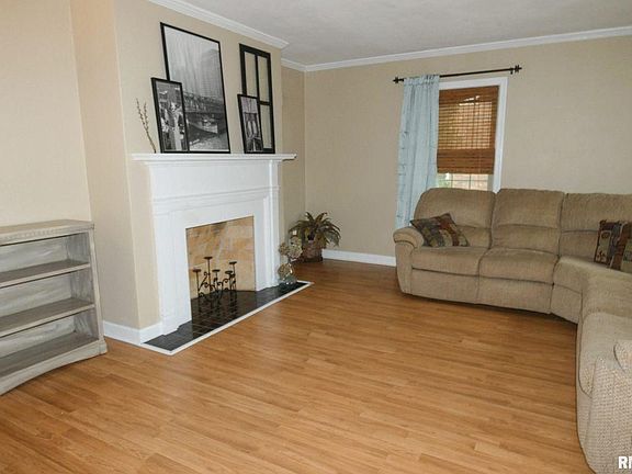 3rd image of 2505 W Sherman Ave