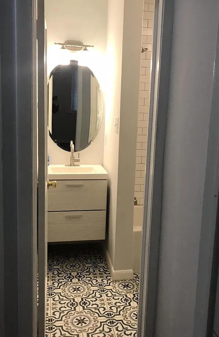 3 bed, 1250 sqft, $1,900 — Photo 2