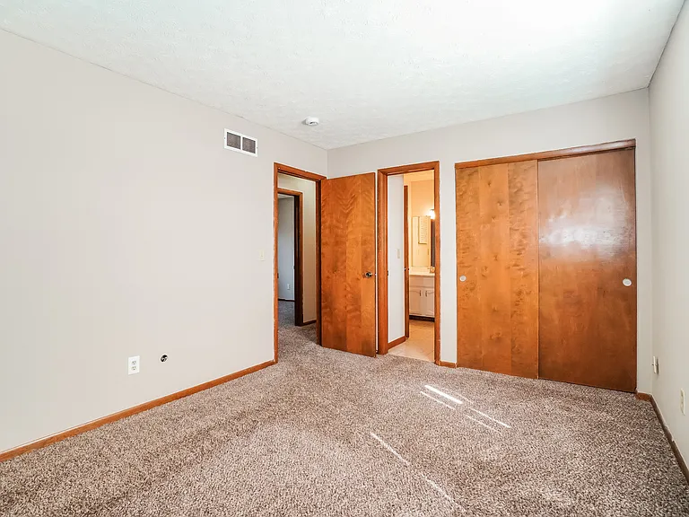 5380 Aqua St — Photo 10