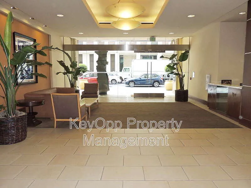 Studio, 1.0 bath, 412 sqft, $3,450 — Photo 3