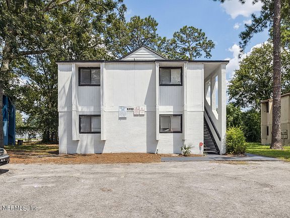 4th image of 5123 WESTCHASE Court