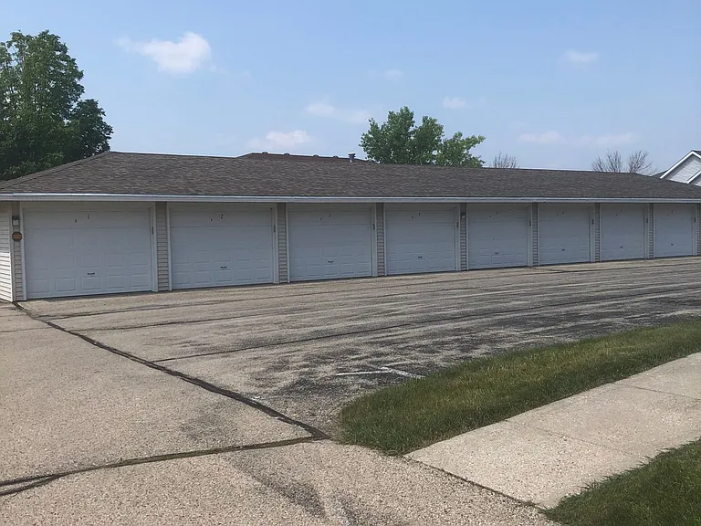 321 S Mountin Dr #1 — Photo 16