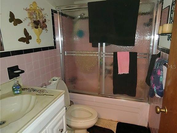 4th image of 6411 Lonnie Lee Ln