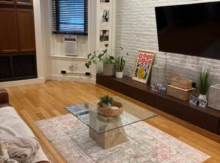 228 Commonwealth Ave #2R, Boston, MA 02116