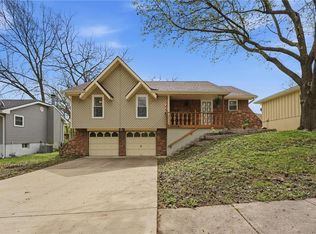 10109 N McGee Ct, Kansas City, MO 64155