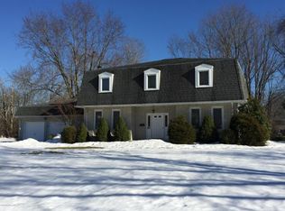 82 Heritage Dr, Freehold, NJ 07728