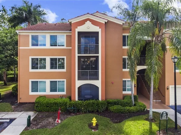 1105 Reserve Ct APT 201, Naples, FL 34105