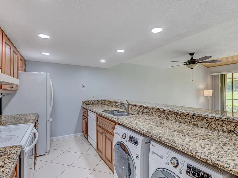 227 Old Meadow Way — Photo 19