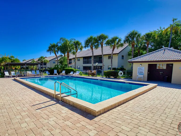 340 Three Lakes Ln #F — Photo 49
