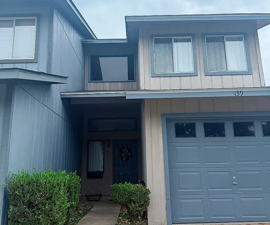 139 Woodfield Pl