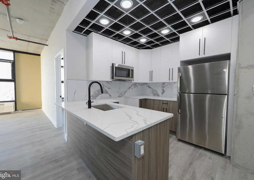 1st image of 3460 J St #502
