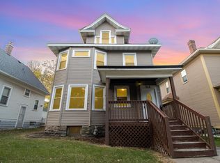 966 Carroll Ave, Saint Paul, MN 55104