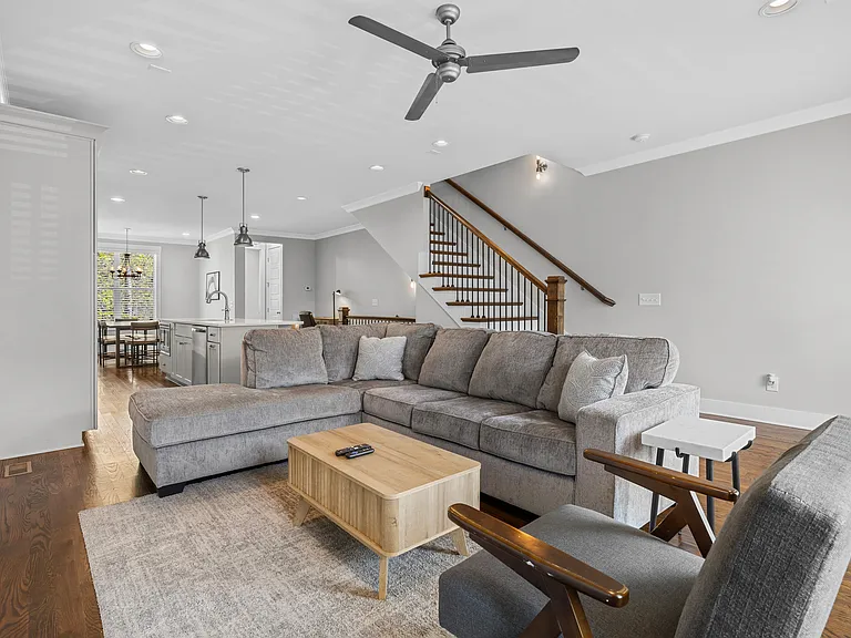1815 Ridley Blvd #5 — Photo 1