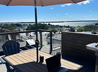 25 Story St #PENTHOUSE 3, Boston, MA 02127
