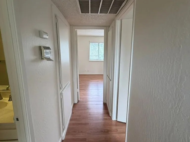 6200 Osullivan Ln — Photo 16