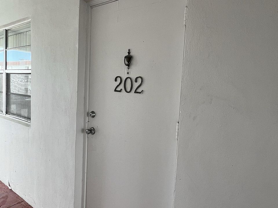 1st image of 1321 NW 43rd Avenue #202