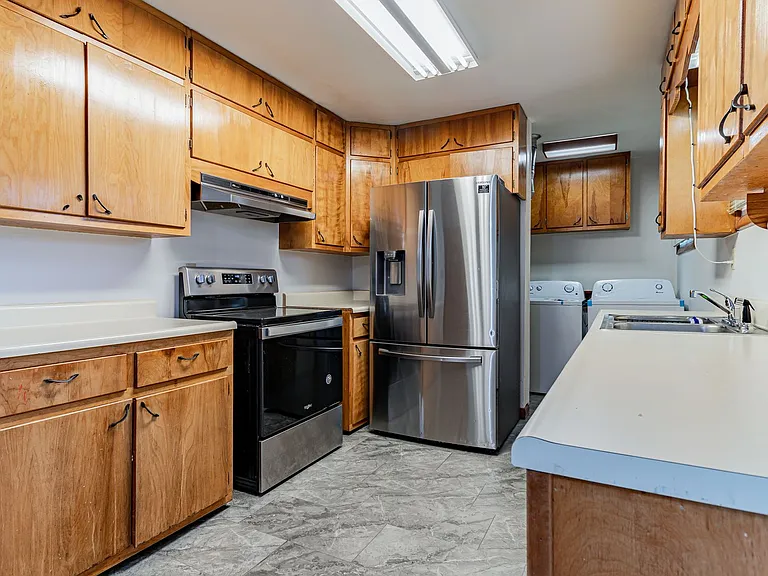 2106 Campbell Dr — Photo 11