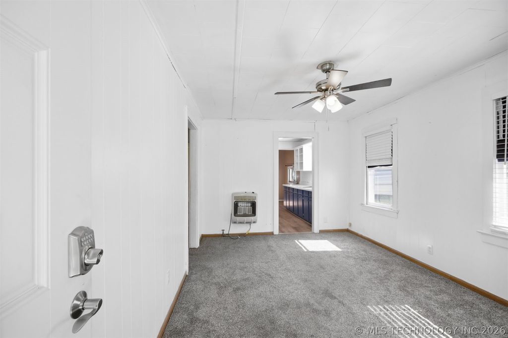 236 N Wilson St, Fairfax, OK - View 6